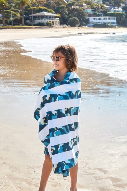 Toalla Kids Cool Camo L Dock & Bay - Imagen 2