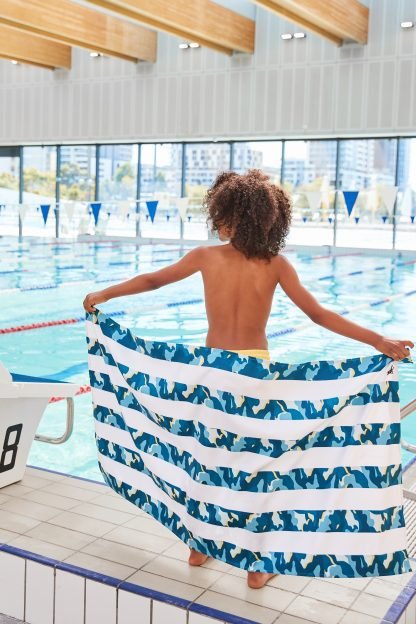 Toalla Kids Cool Camo L Dock & Bay - Imagen 3