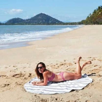 Toalla Cabana Redonda Gris Dock & Bay