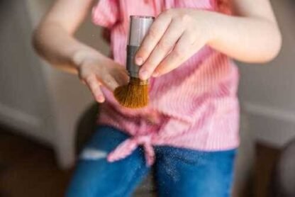 Polvos Brillantes Plateados con Pincel Mágico