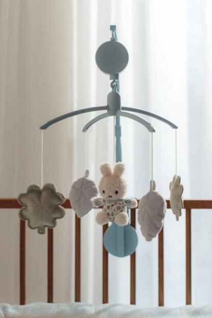 Móvil Musical Miffy Lucky Leaves